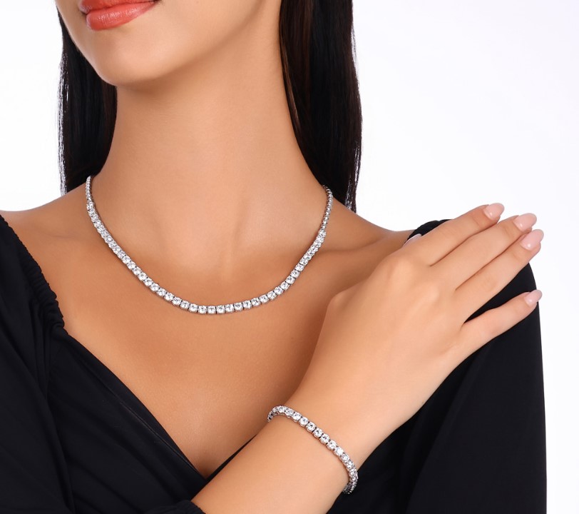 Kına Gecesinde Hangi Pırlantalar Stilinizi Öne Çıkarır?